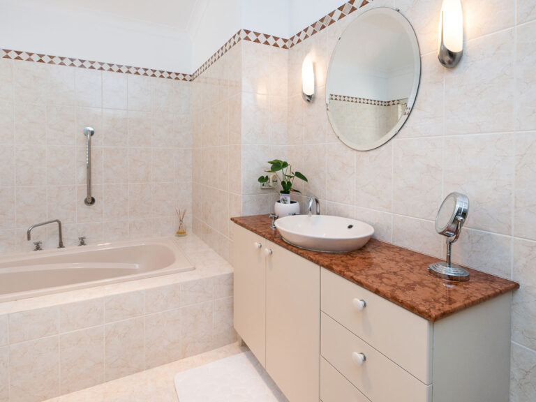 6 Aston Place gallery