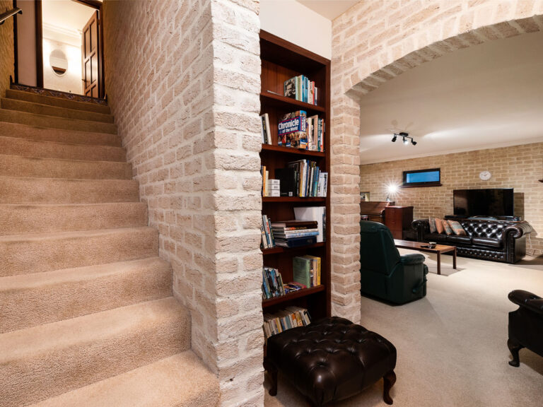 6 Aston Place gallery