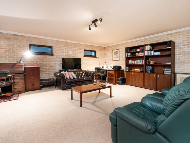 6 Aston Place gallery