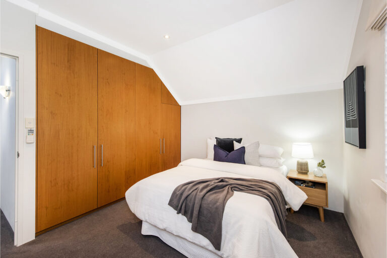 22 / 200 Rokeby Road gallery