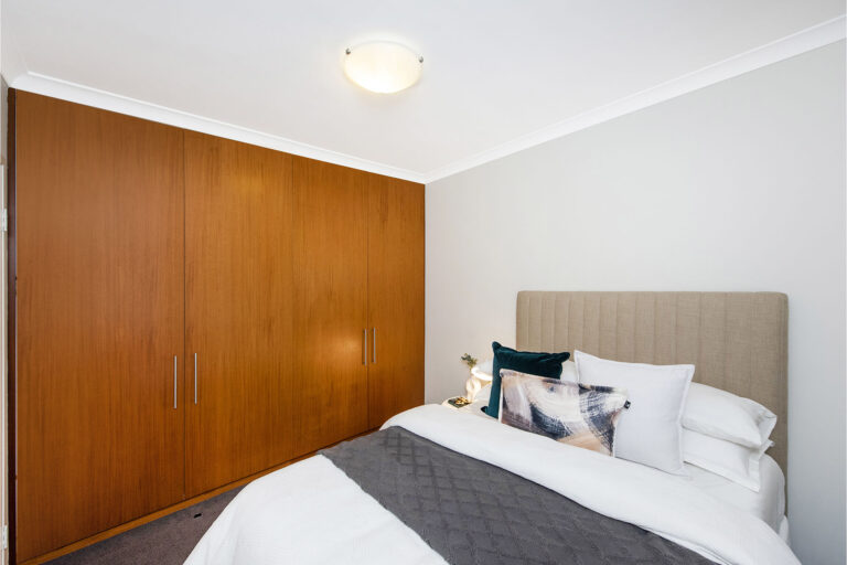 22 / 200 Rokeby Road gallery