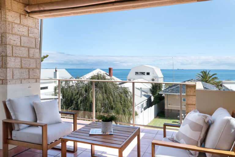 17 Curtin Avenue gallery