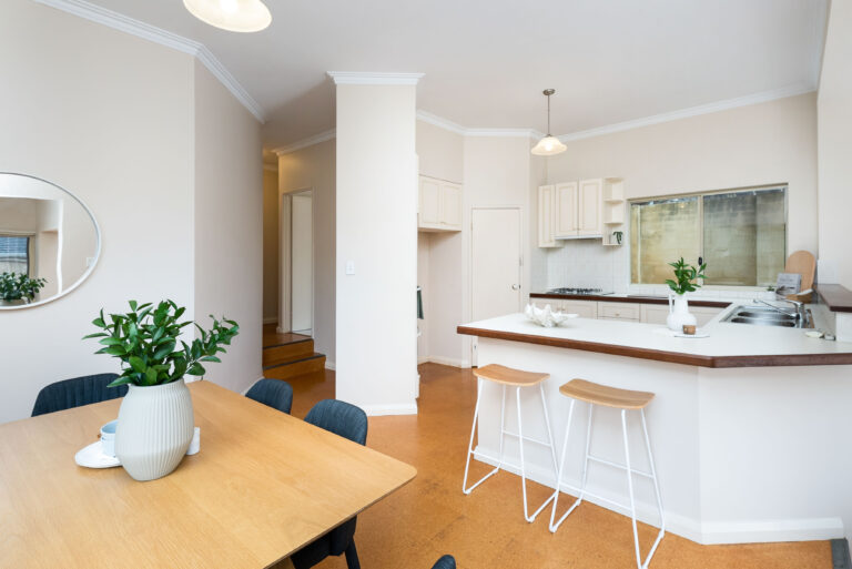 17 Curtin Avenue gallery