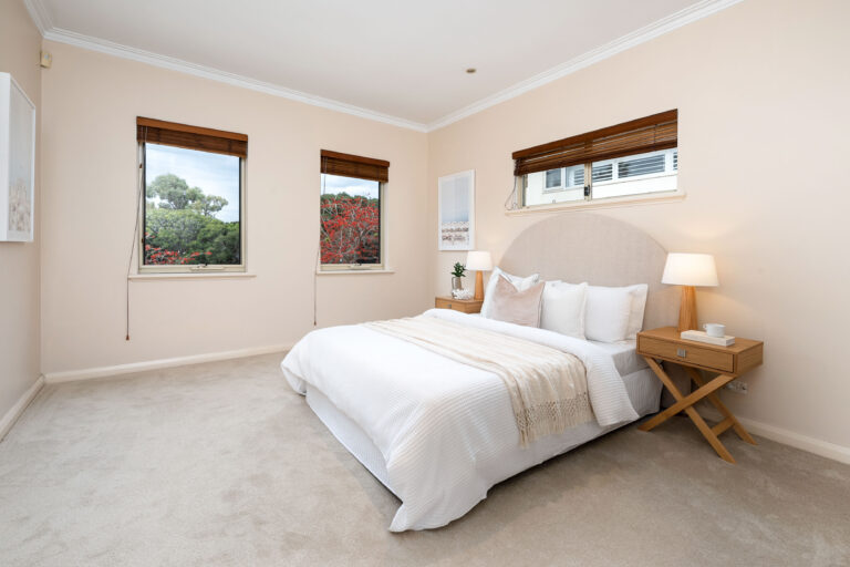 17 Curtin Avenue gallery