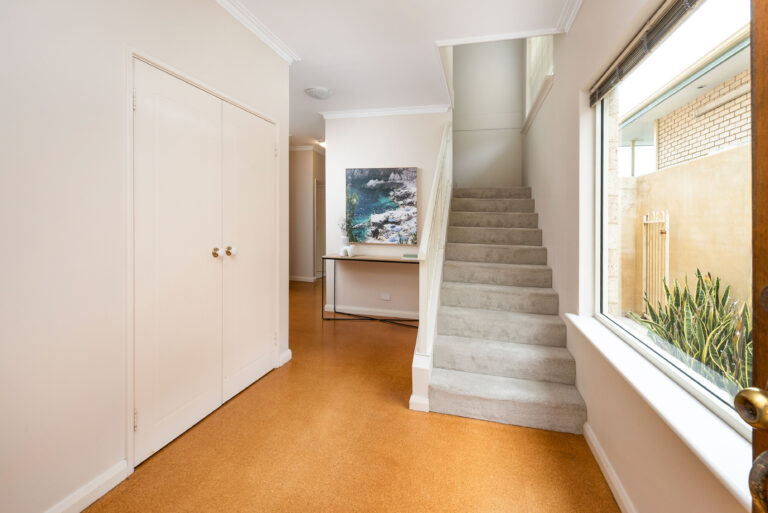 17 Curtin Avenue gallery