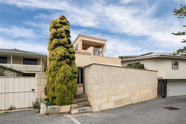 17 Curtin Avenue gallery