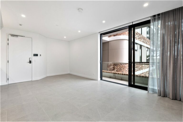 204/42 Glyde Street gallery