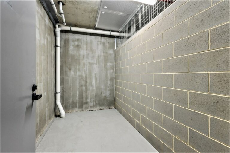 204/42 Glyde Street gallery