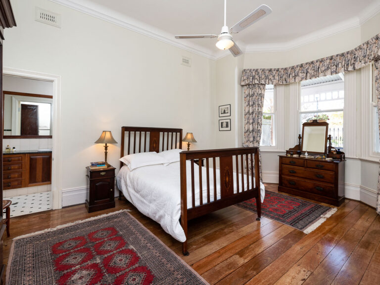 5 Walter Street gallery