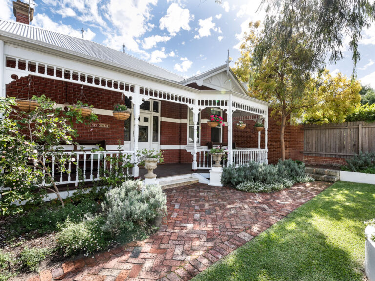 5 Walter Street gallery