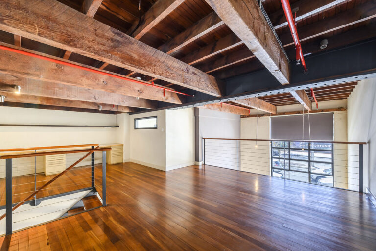 6 / 82 King Street gallery