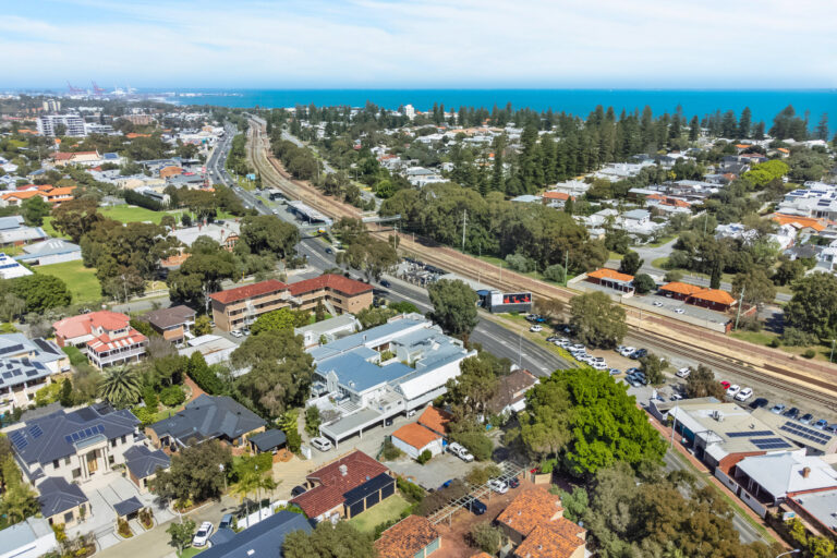 512 Stirling Highway gallery