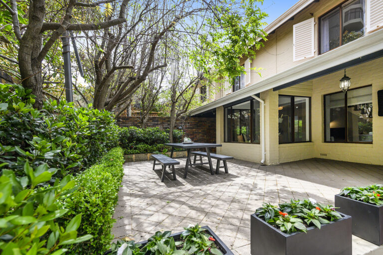 8 / 9-11 Wingfield Avenue gallery