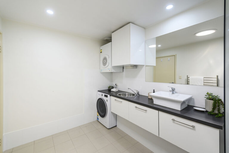 44 / 1 Roydhouse Street gallery