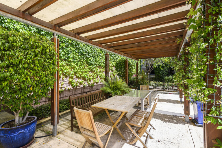 44 / 1 Roydhouse Street gallery