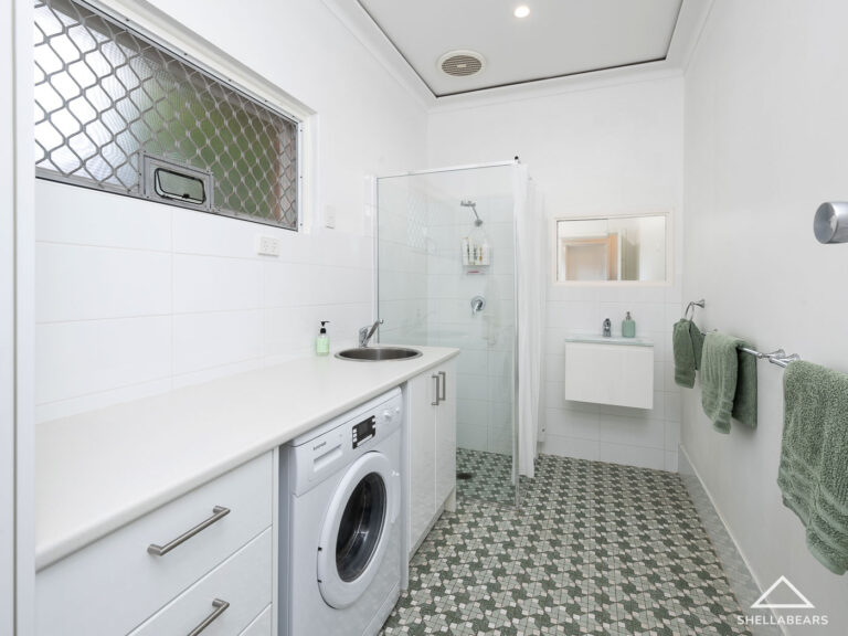 19A Goldsworthy Road gallery