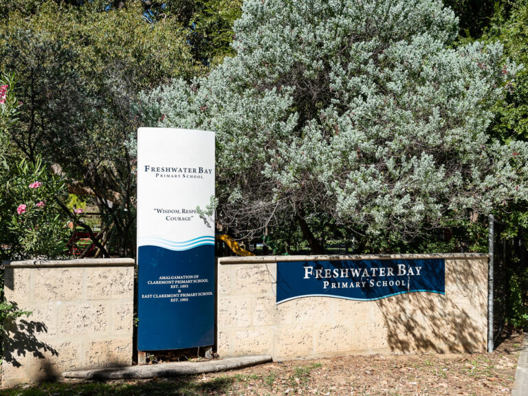 19A Goldsworthy Road gallery