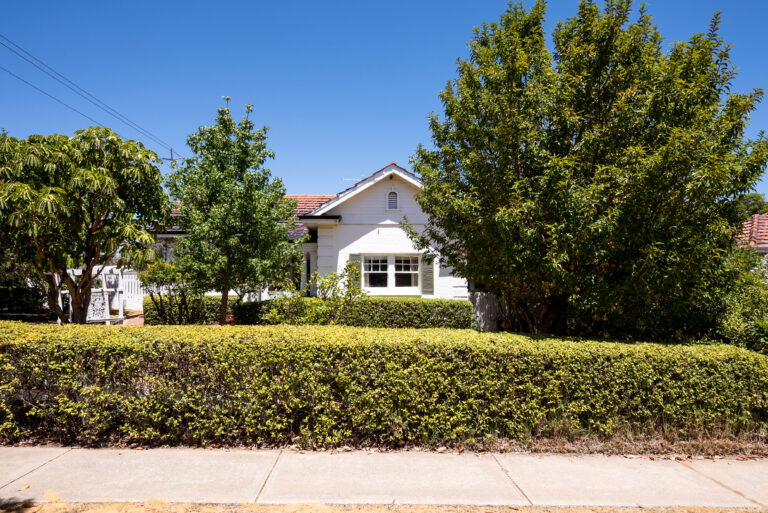 10 Swan Street gallery