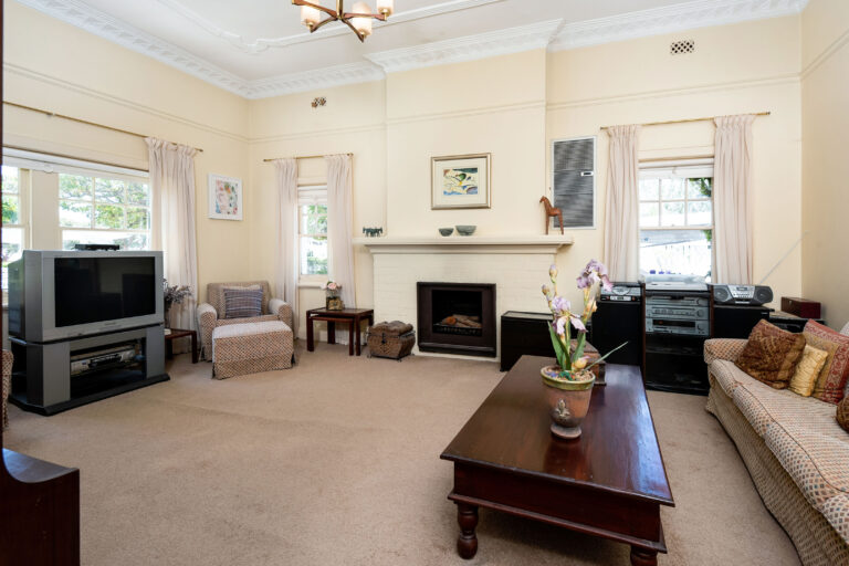 10 Swan Street gallery