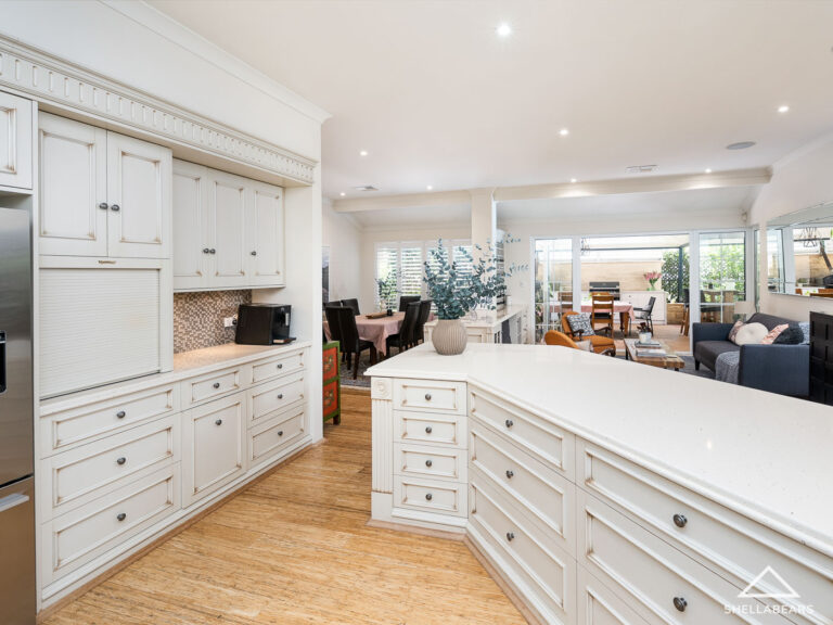 4 Adderley Street gallery