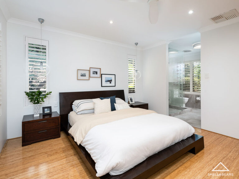 4 Adderley Street gallery