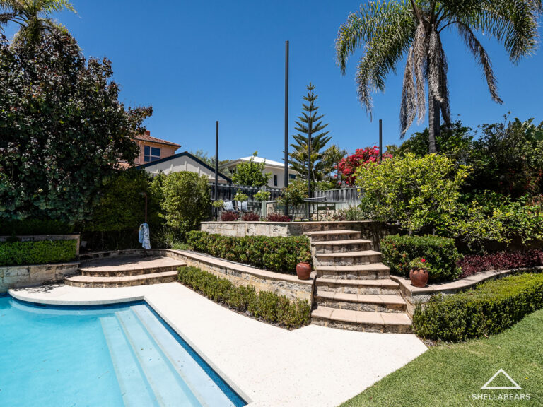 4 Adderley Street gallery