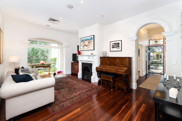 72 Napier Street gallery