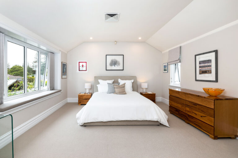 72 Napier Street gallery