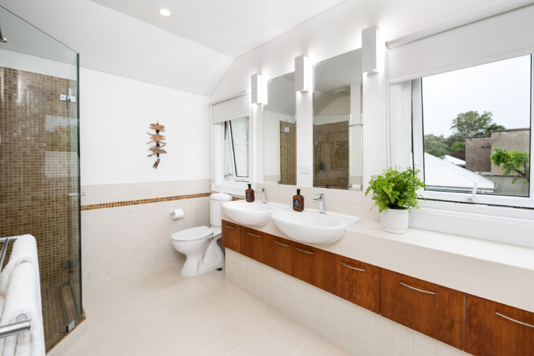 72 Napier Street gallery