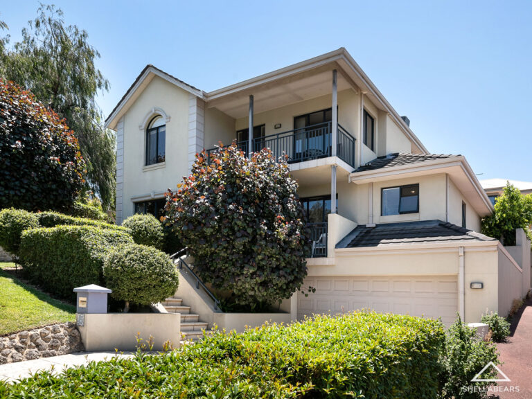 15 Cornwall Street gallery