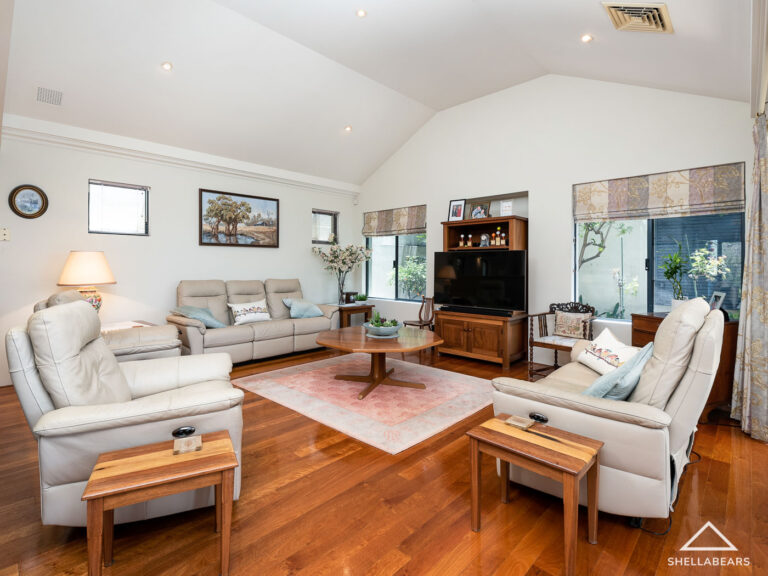 15 Cornwall Street gallery