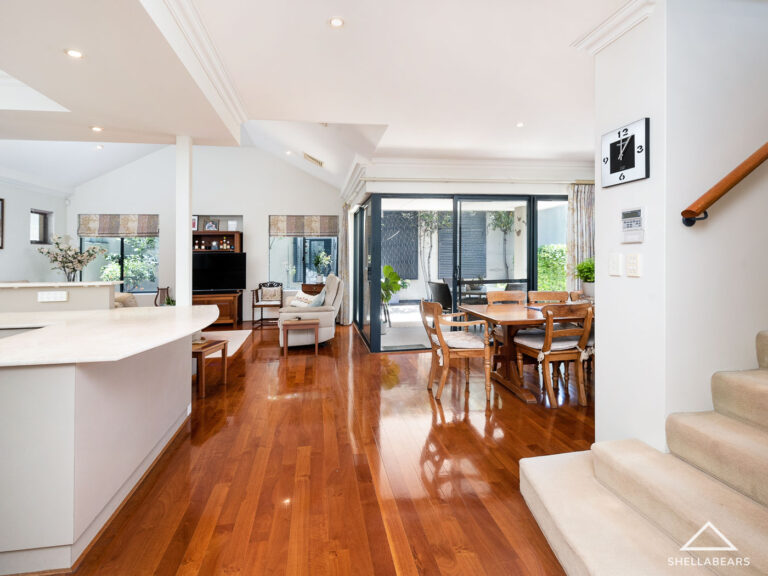 15 Cornwall Street gallery