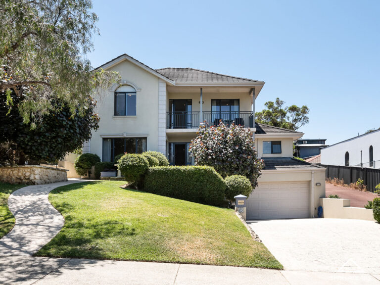 15 Cornwall Street gallery