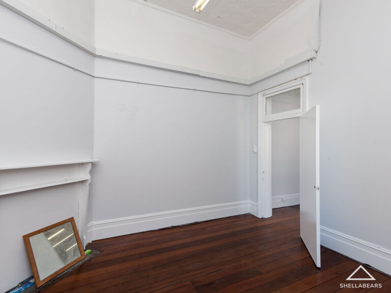17/83 Market Street gallery
