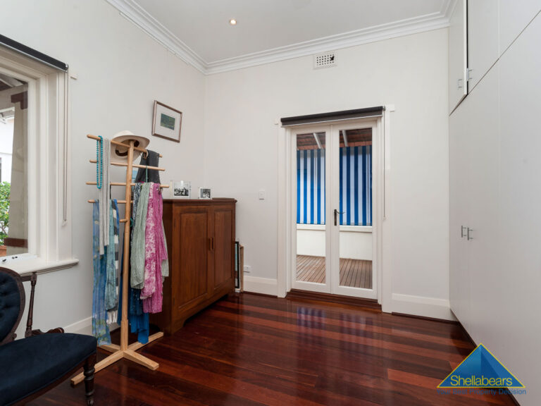 46 Napier Street gallery