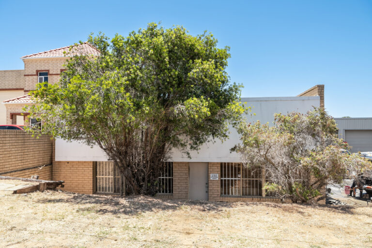 1/8 Zeta Crescent gallery