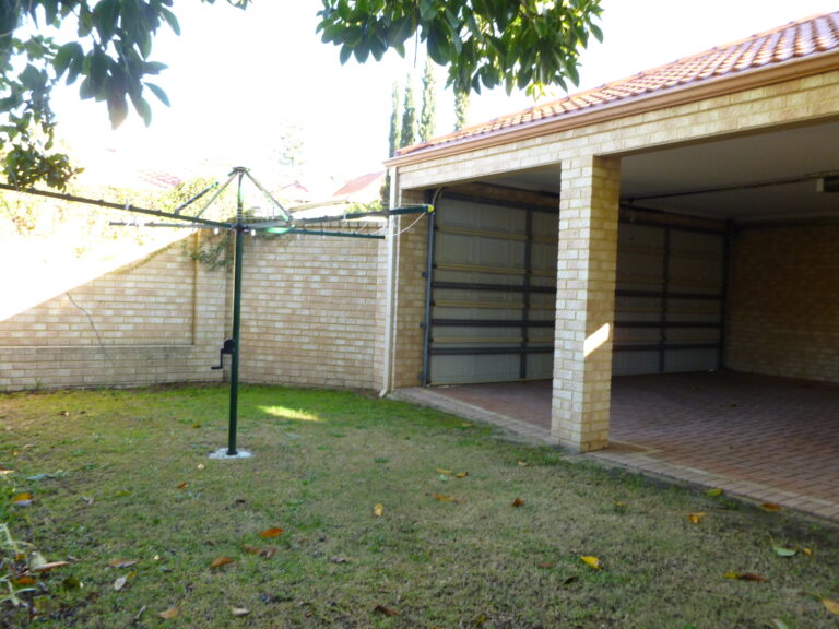 17 Meriwa Street gallery