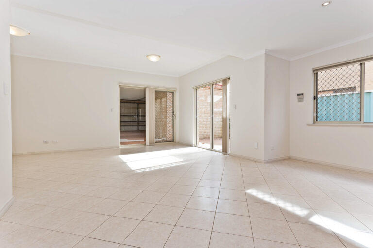 17 Meriwa Street gallery