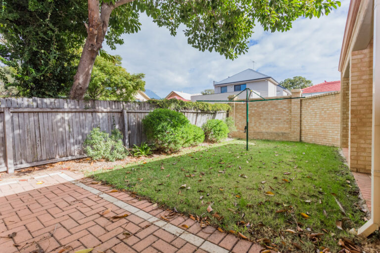 17 Meriwa Street gallery