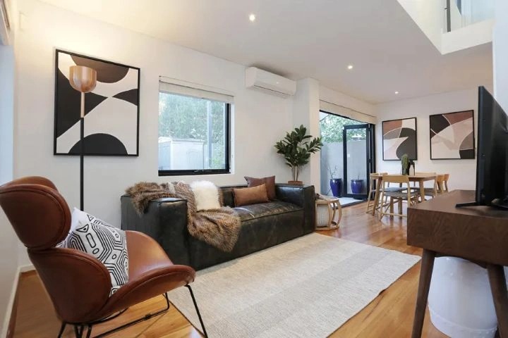 16B Princess Road gallery