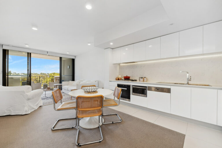 43/7 Davies Road gallery