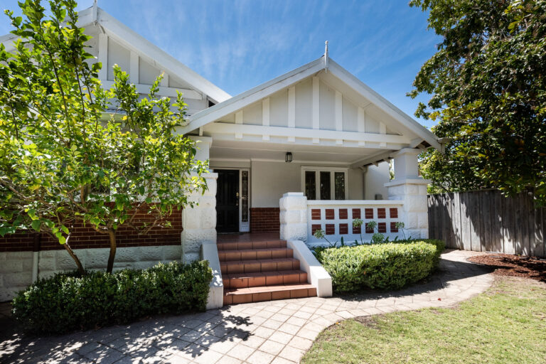 108 Napier Street gallery