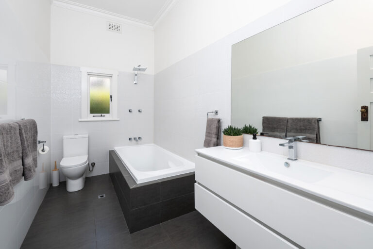 108 Napier Street gallery