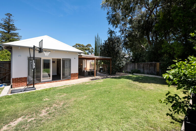 108 Napier Street gallery