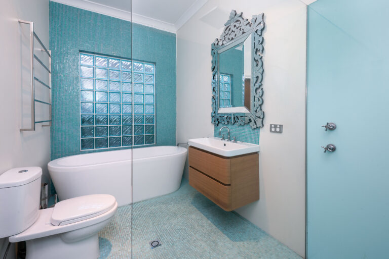 4 Lochee Street gallery