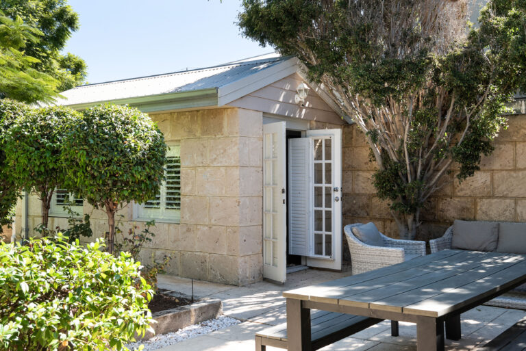 4 Lochee Street gallery