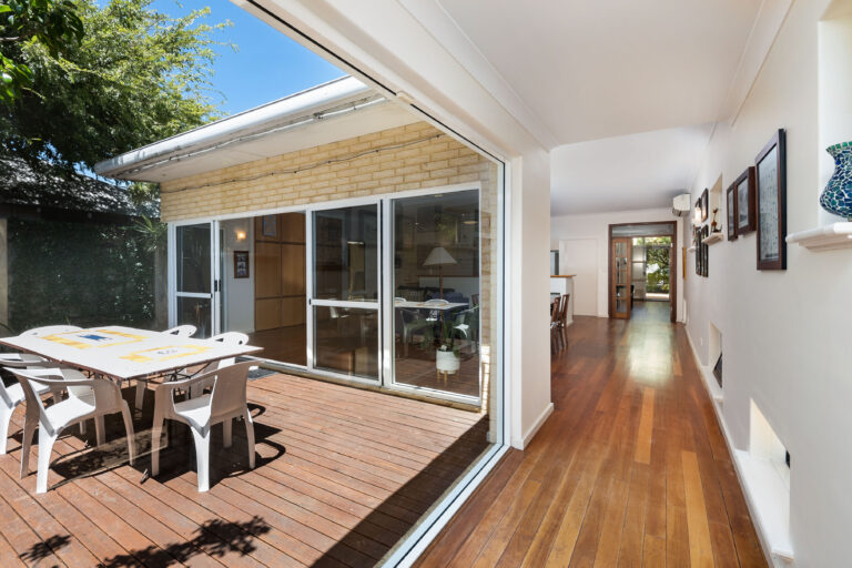 20 Hawkstone Street gallery