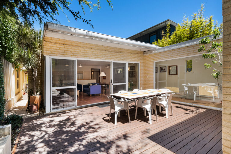 20 Hawkstone Street gallery