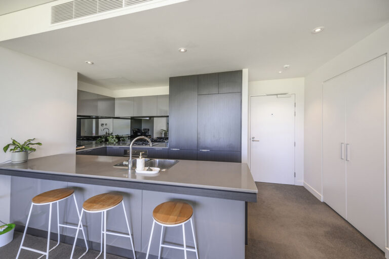 206/1 Kyle Way gallery