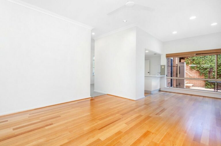 4A Cliff Road gallery